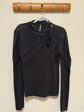 Women’s Black Long-Sleeve Modal Knit Top with Textured Yoke